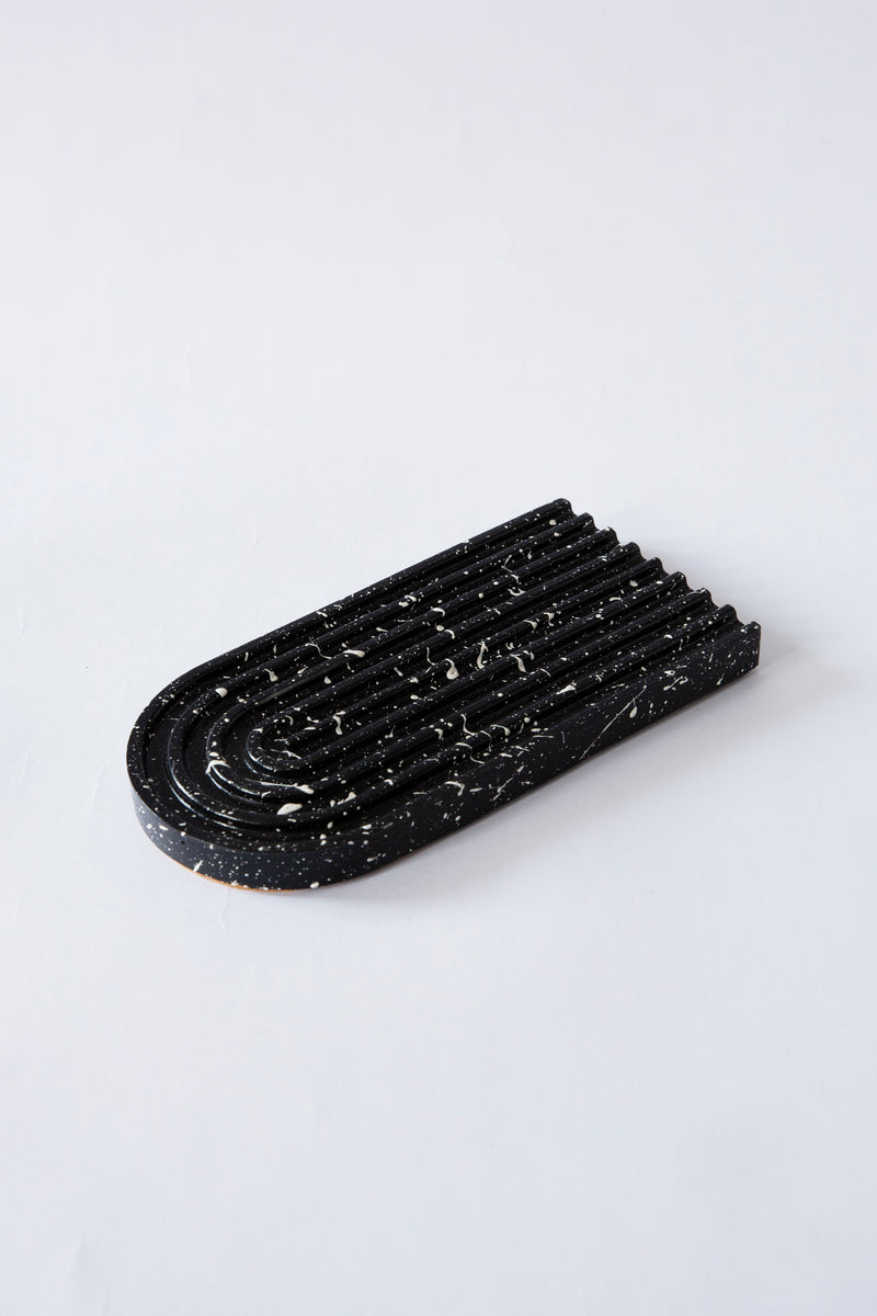 Echo tray