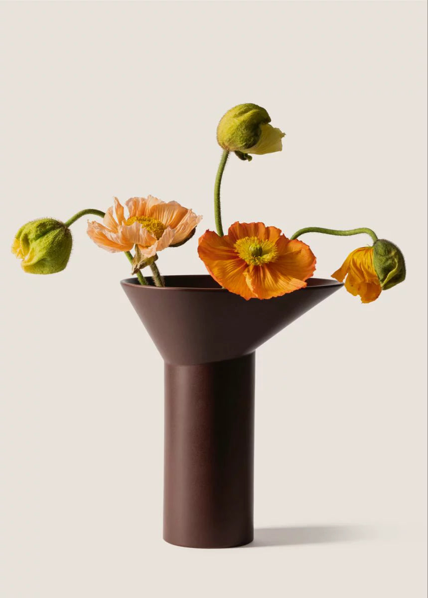 Flower vase B